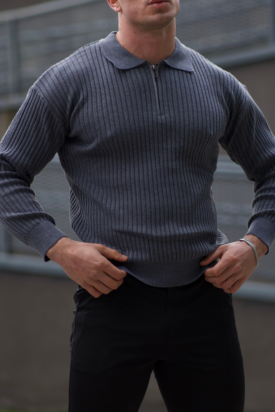 Prestante: Classic Ribbed Zip Sweater